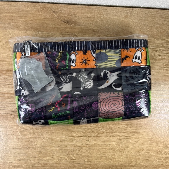 Nightmare Before Christmas Harveys Convertible Clutch Patchwork LE250 NWT NEW - Picture 3 of 7